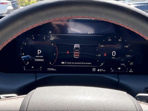 Certified 2025 Nissan Armada PRO-4X AWD/4WD image 20