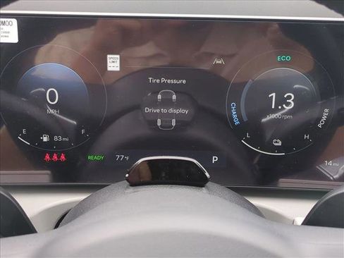 New 2025 Hyundai Tucson SEL image 11