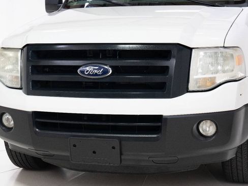 Used 2014 Ford Expedition XL RWD image 10