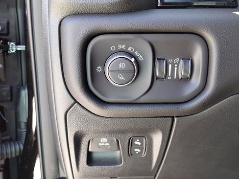 New 2026 RAM 1500 Laramie w/ Advanced Safety Group II AWD/4WD image 27