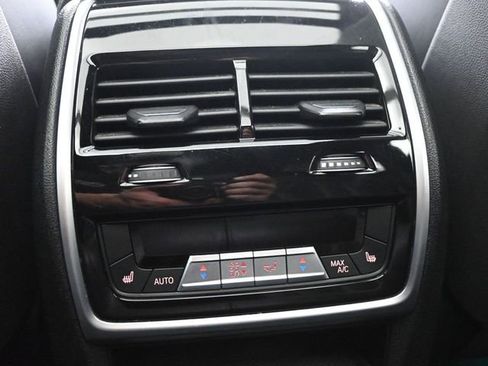 Used 2019 BMW X5 xDrive40i w/ M Sport Package image 19