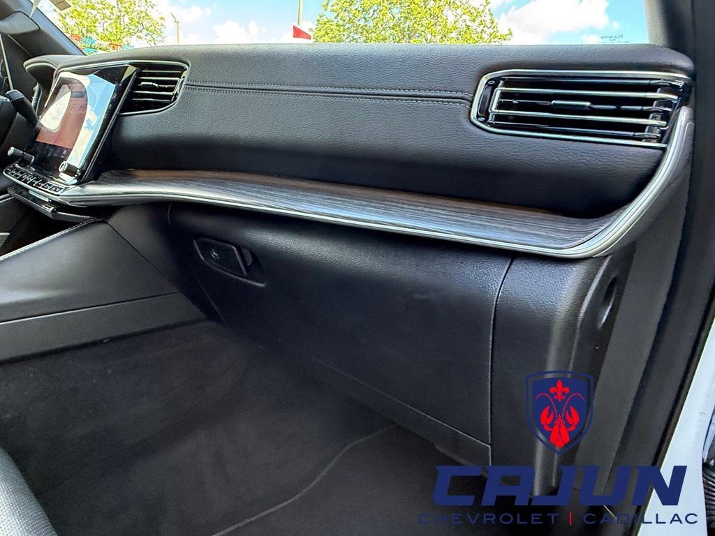 Used 2024 Jeep Wagoneer Series III AWD/4WD image 24