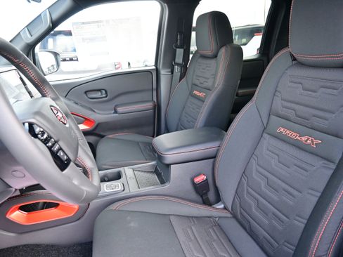 New 2026 Nissan Frontier PRO-4X w/ Pro-4x Convenience Package image 22