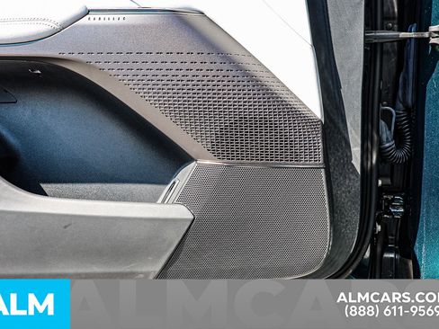 Used 2025 Cadillac Lyriq Luxury image 48