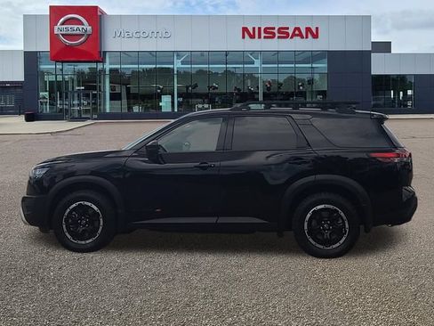 Used 2025 Nissan Pathfinder Rock Creek AWD/4WD image 4
