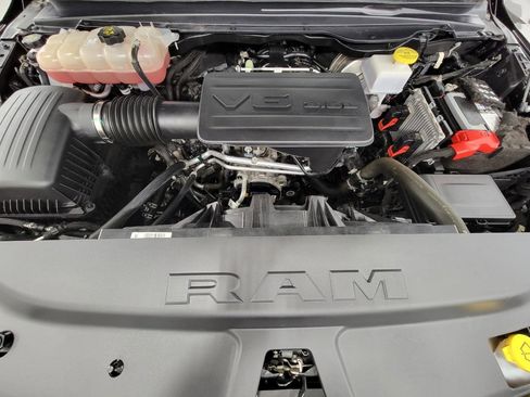 Used 2022 RAM 1500 Big Horn AWD/4WD image 8