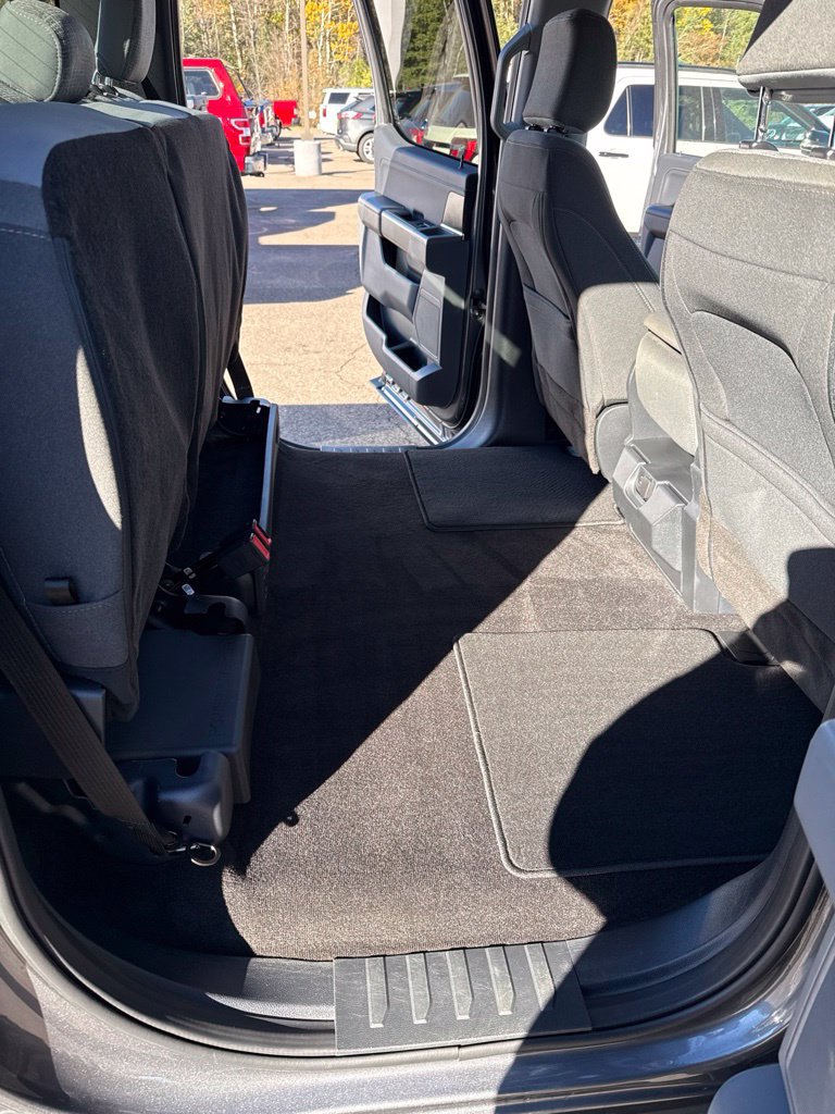 Used 2022 Ford F150 XLT w/ Equipment Group 302A High AWD/4WD image 13