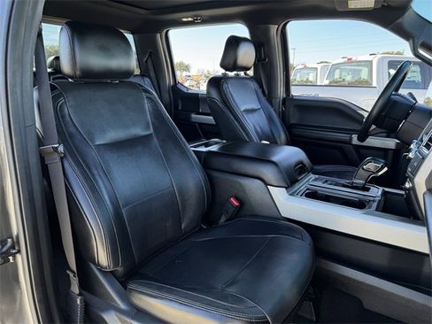 Used 2015 Ford F150 Lariat image 31