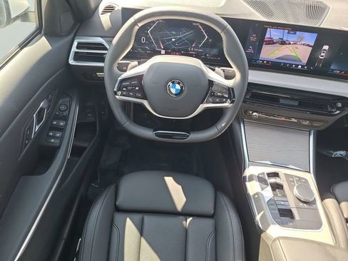 Used 2026 BMW 330i xDrive Sedan AWD/4WD image 15