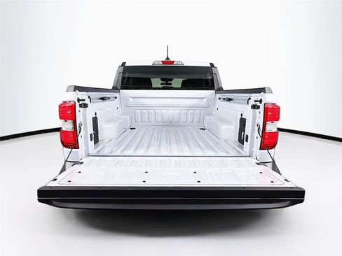 Used 2025 Ford Maverick XLT image 23