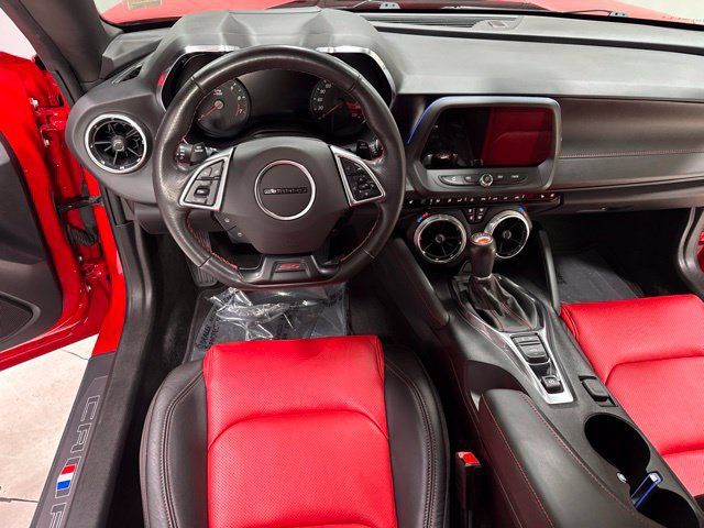 Used 2022 Chevrolet Camaro SS RWD image 11