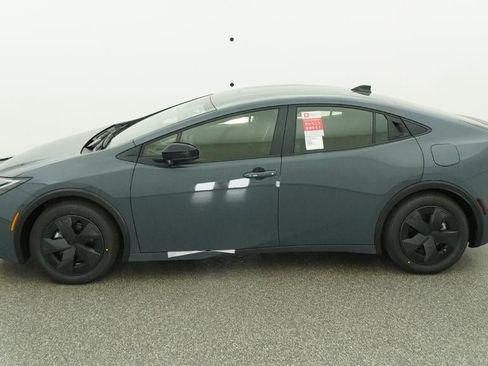 New 2026 Toyota Prius Plug-In Hybrid image 36