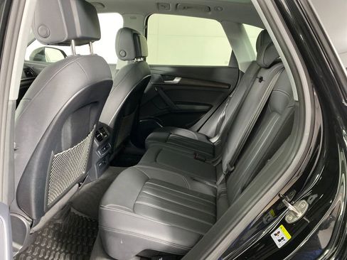Used 2024 Audi Q5 2.0T Premium image 29