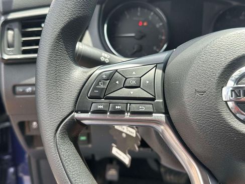 Used 2019 Nissan Rogue S AWD/4WD image 20