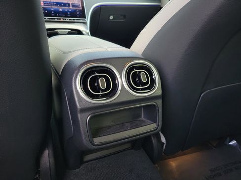 Certified 2023 Mercedes-Benz C 300 Sedan image 7