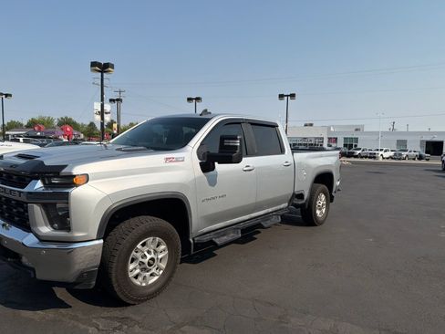 Used 2021 Chevrolet Silverado 2500 LT w/ All Star Edition AWD/4WD image 1