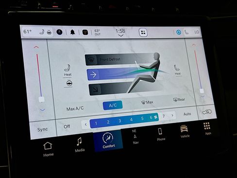 Used 2023 Jeep Grand Cherokee Limited image 24