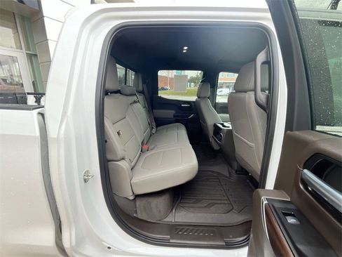 Used 2019 GMC Sierra 1500 SLT w/ SLT Premium Package image 42