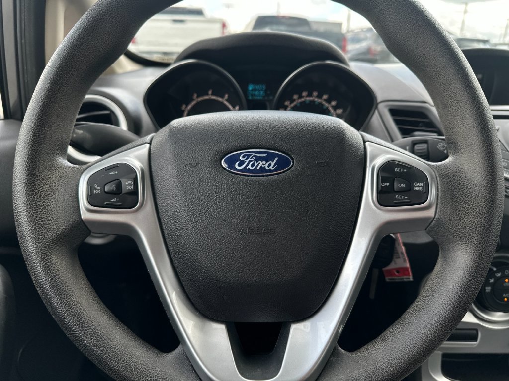 Used 2018 Ford Fiesta SE FWD image 20