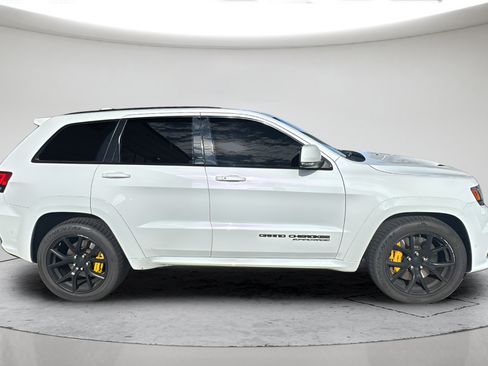 Used 2018 Jeep Grand Cherokee Trackhawk AWD/4WD image 3
