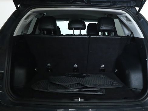 Used 2018 Jeep Compass Trailhawk w/ Cold Weather Group image 29