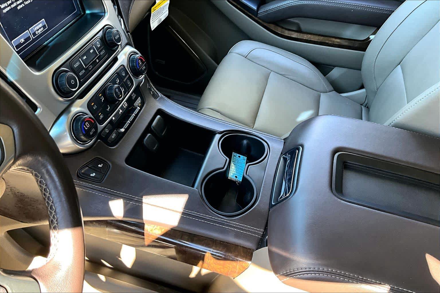 Used 2019 Chevrolet Tahoe LT AWD/4WD image 17