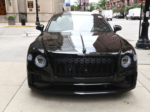 New 2026 Bentley Flying Spur Plug-In Hybrid image 2