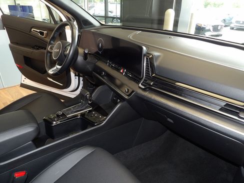 Used 2023 Kia Sportage X-Pro AWD/4WD image 13
