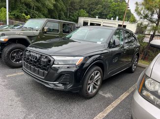 Used 2025 Audi Q7 2.0T Premium w/ Convenience Plus Package AWD/4WD video 1