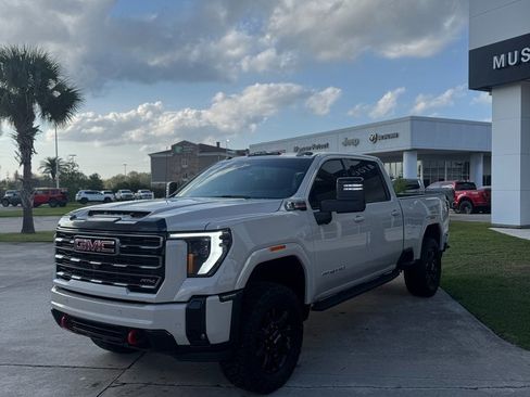 New 2026 GMC Sierra 2500 AT4 w/ AT4 Premium Plus Package image 4