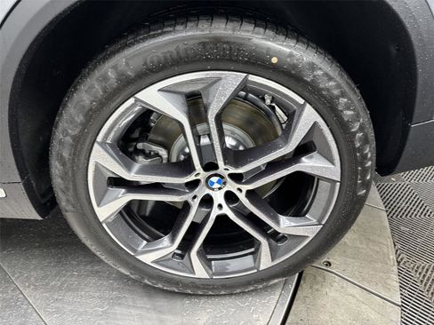 New 2026 BMW X5 xDrive50e image 27