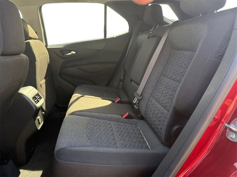 Used 2024 Chevrolet Equinox LT image 13