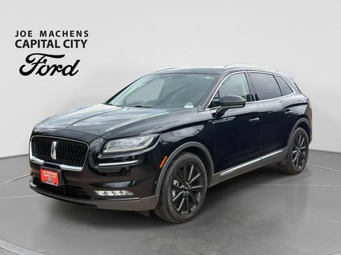 Used 2023 Lincoln Nautilus Reserve w/ Equipment Group 202A AWD/4WD image 9