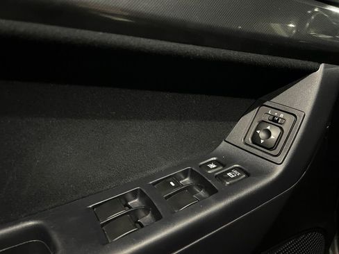 Used 2010 Mitsubishi Lancer Evolution GSR image 19