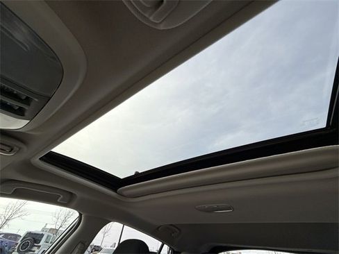 Used 2025 Subaru Crosstrek 2.0i Premium image 21