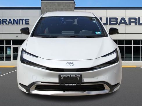 Used 2024 Toyota Prius Prime FWD image 5