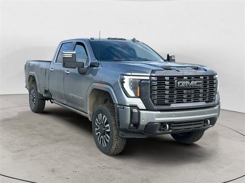 Used 2024 GMC Sierra 3500 Denali Ultimate image 2