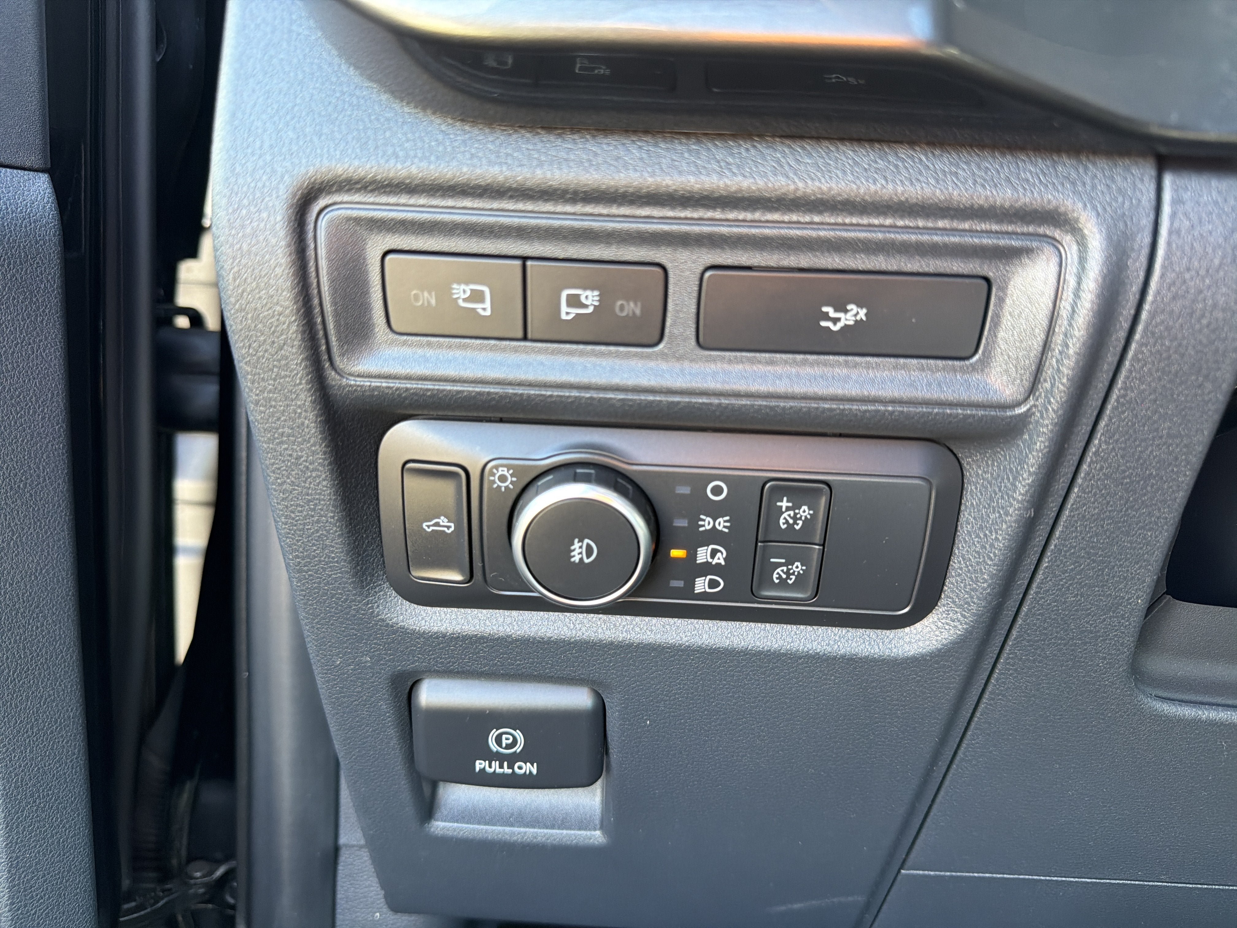 Used 2022 Ford F150 XLT w/ Equipment Group 302A High AWD/4WD image 19