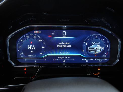 Used 2024 Chevrolet Silverado 1500 LT Trail Boss w/ Convenience Package II image 21