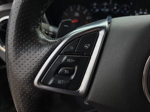 Used 2018 Chevrolet Camaro SS RWD image 13