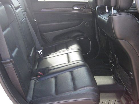 Used 2020 Jeep Grand Cherokee High Altitude image 13