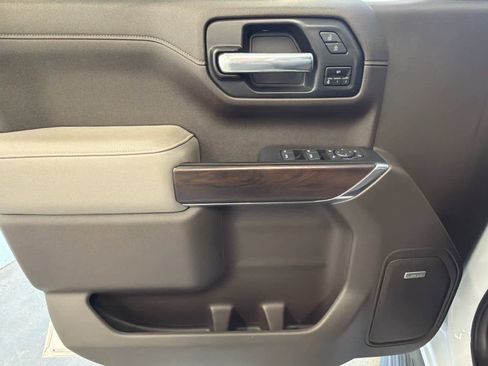 Used 2021 GMC Sierra 1500 SLT w/ SLT Premium Plus Package image 18