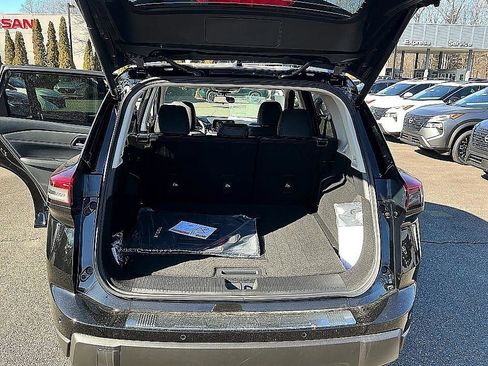 New 2026 Nissan Rogue SV image 24