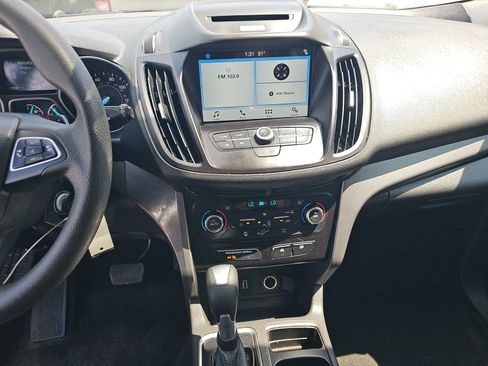 Used 2017 Ford Escape SE w/ Equipment Group 201A FWD image 14