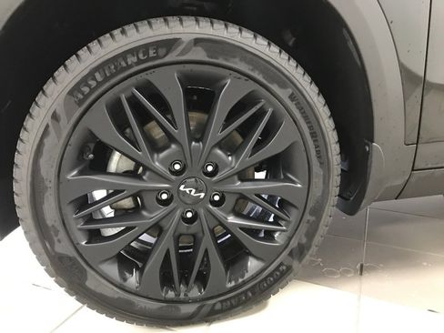 Used 2023 Kia Seltos Nightfall Edition image 9