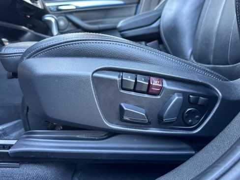 Used 2018 BMW X1 xDrive28i image 13