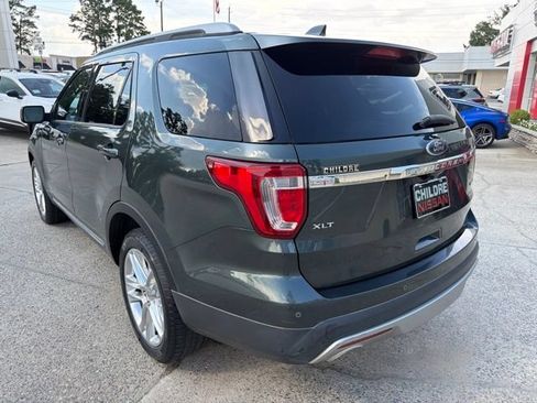 Used 2016 Ford Explorer XLT w/ Equipment Group 202A FWD image 8