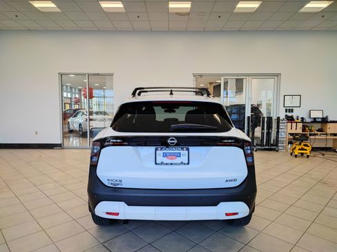 New 2026 Nissan Kicks SV w/ Cold Weather Package image 4