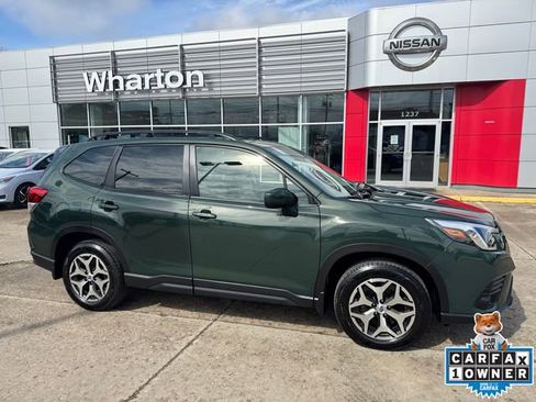 Used 2024 Subaru Forester Premium image 8