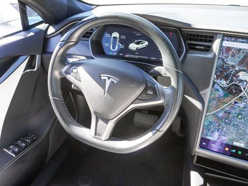 Used 2018 Tesla Model S 100D AWD/4WD image 26